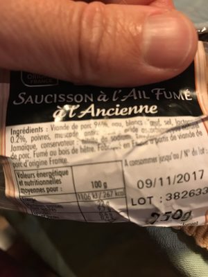Saucisson à l'Ail FUME AU BOIS DE HÊTRE A l'ancienne