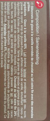 Almond Chocolat au lait et amandes, cœur vanille