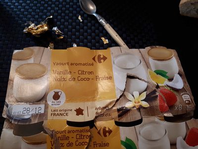 Yaourt vanille, citron, coco, fraise