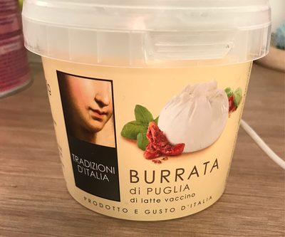 Burrata di puglia di latte vaccino